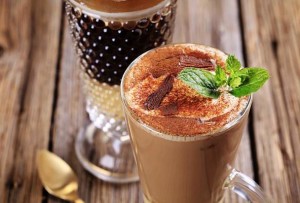Какао с молоком и мятой