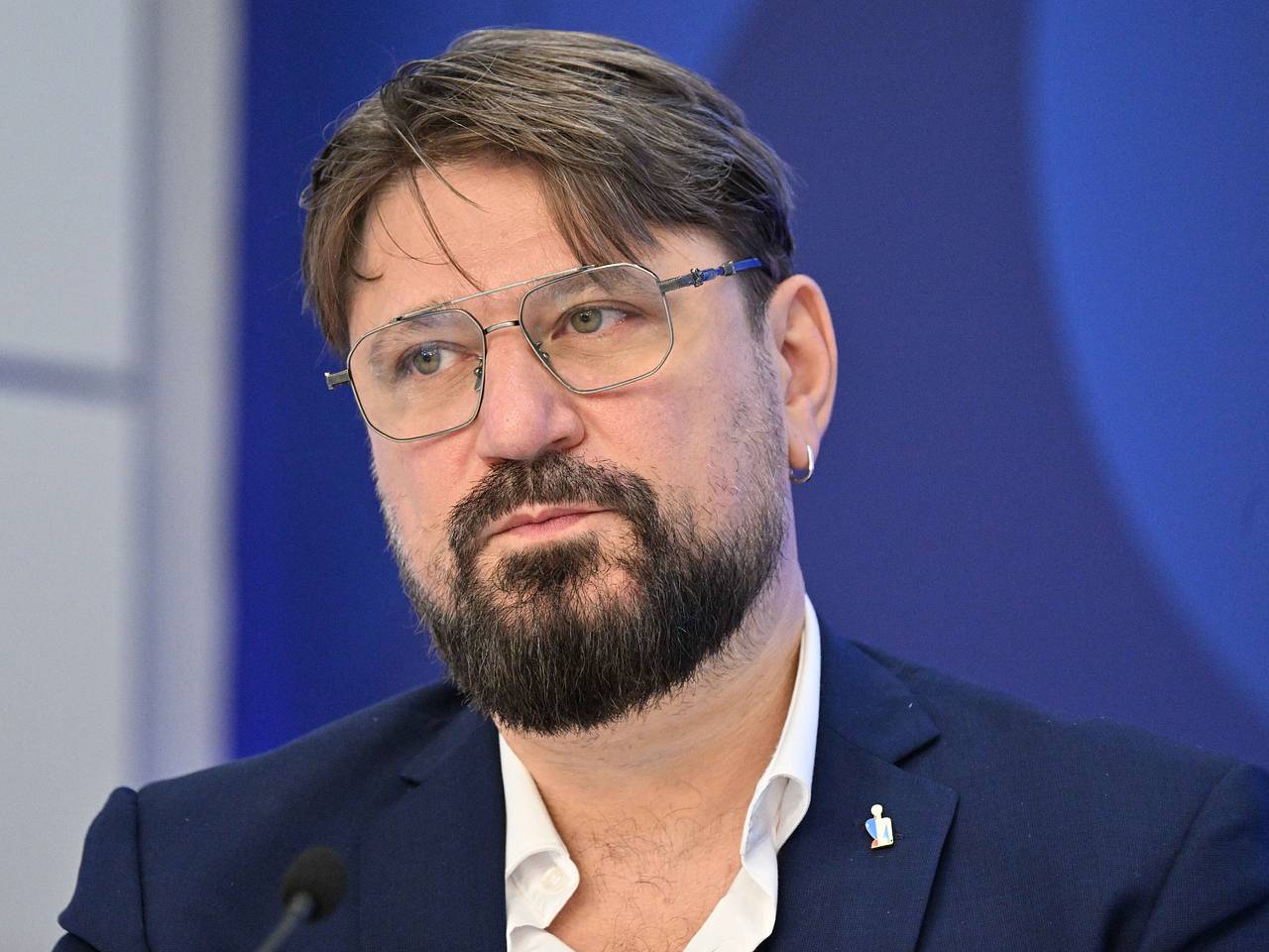 Звезда «Счастливы вместе» рассказал о конфликте с Вайкуле