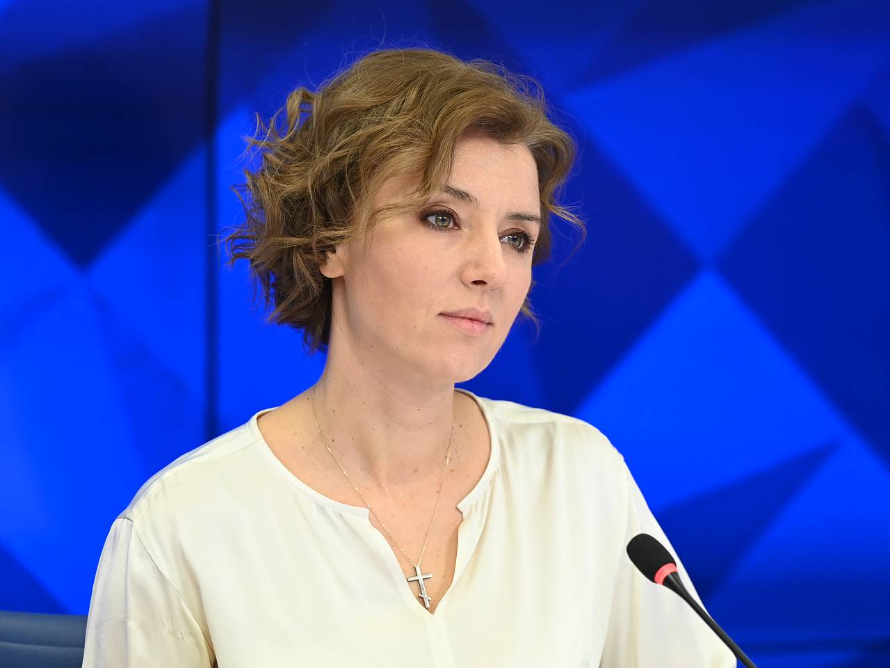 Алферова обвинила современные мультфильмы в негативном влиянии на детей