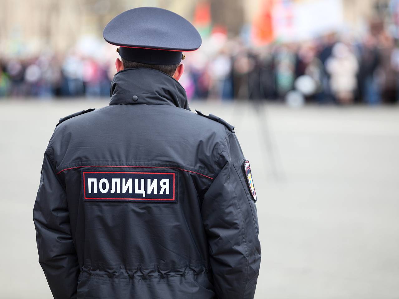 Критик объяснил рекордный интерес россиян к сериалам о полицейских