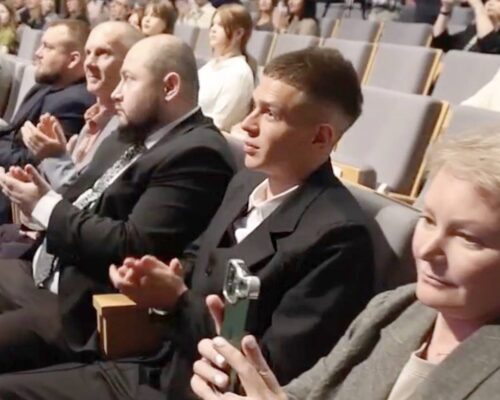 Отслуживший в армии актер получил медаль