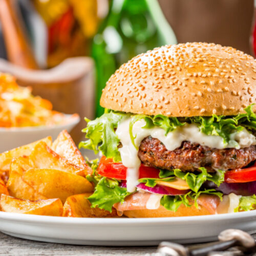 10 продуктов, которые могут вредить суставам: что стоит есть реже