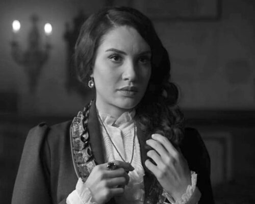 35-летняя звезда турецких сериалов умерла от сердечного приступа